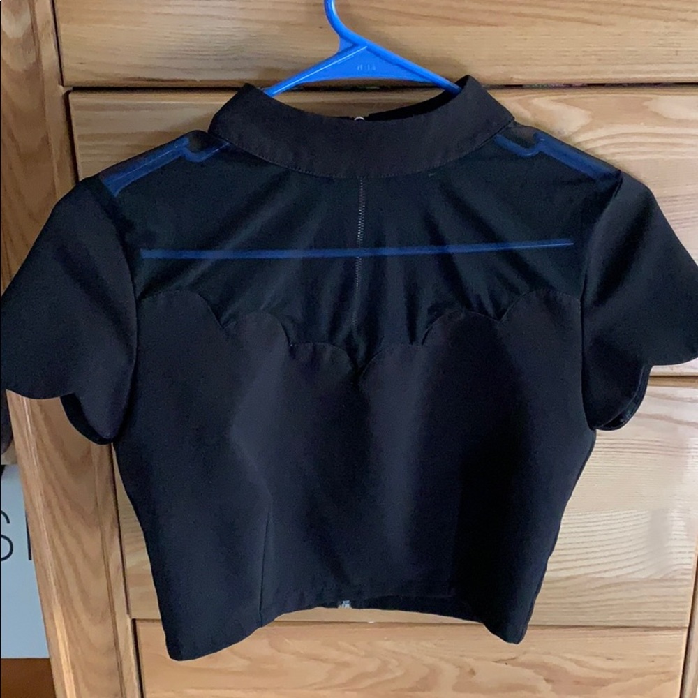 Black sheer crop